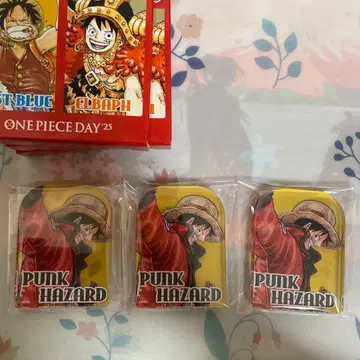 원피스 데이 루피의 코스튬 컬렉션