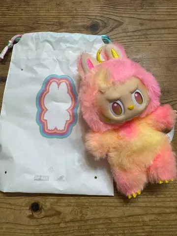 Labubu 라부부 THE MONSTERS Big into Energy