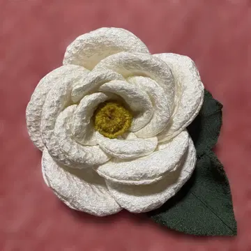 순수 실크 총 조임 동백 머리 장식 화이트 성인식 졸업식