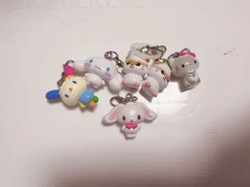 산리오 캐릭터즈 메지루시 액세서리 모음