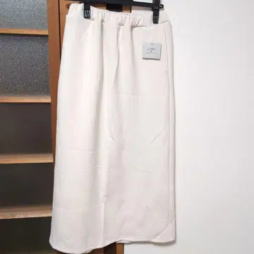 택 포함 새상품 CLOSET CLASSICS 타이트 스커트