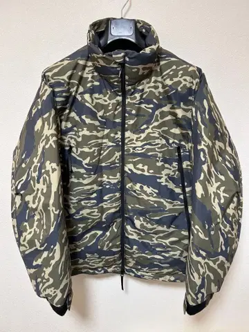 [ 신품 ] GORE DOWN L-7 JACKET 카키 L 택 있음