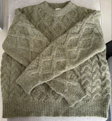 lawgy 케이블 니트 올리브 그린 긴팔