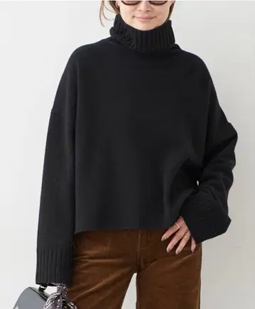 두즈엠 클래스 터틀 니트