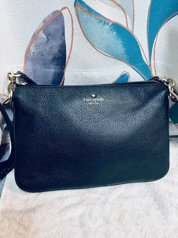 케이트 스페이드 블랙 가죽 숄더백