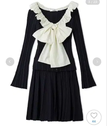 SNIDEL 프릴 보타이 셋업