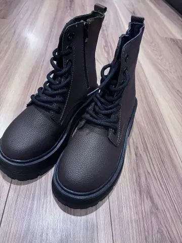 통굽 부츠 지퍼 포함