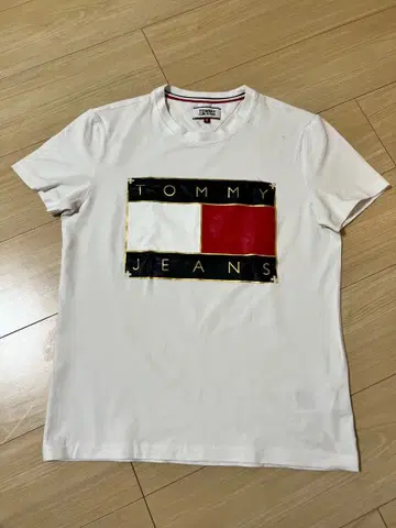 타미힐피거 T셔츠 화이트