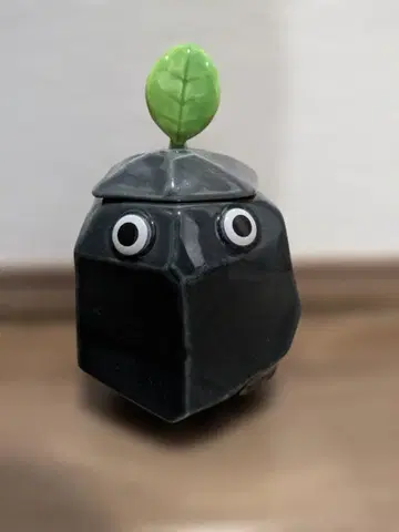 피크민 제일복권 바위피크민 덮개 포함 소품함