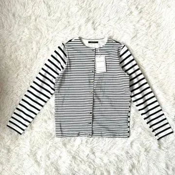 새상품 투모로우랜드 MACPHEE 가디건 코튼 100% 보더