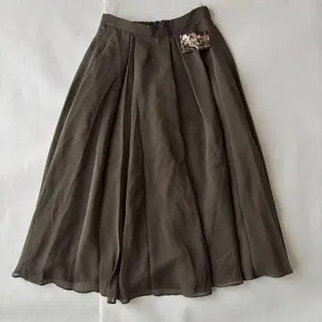 [택 포함] 그레이스 콘티넨탈 턱 플레어 스커트 튤 오간자