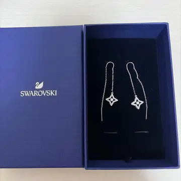 스와로브스키 롱 귀걸이