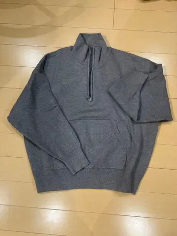 그레이 하프 지퍼 트레이닝복