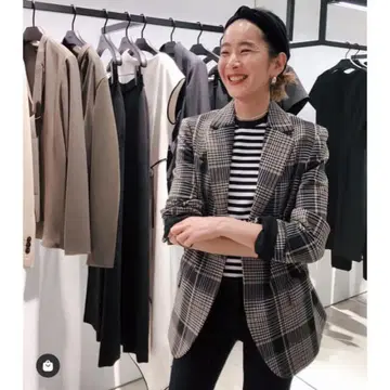 미사용 새상품 Theory 체크 무늬 테일러드 자켓 사이즈 2