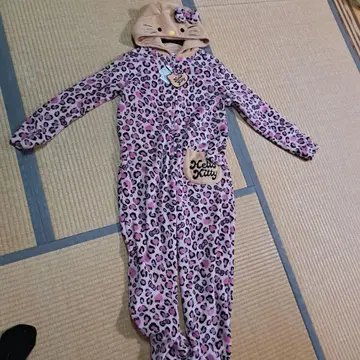 [미사용 택 포함] Hello Kitty 레오파드 무늬 룸웨어