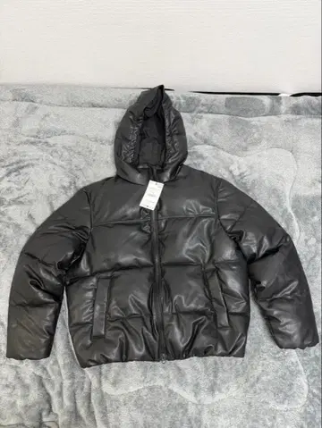 블랙 다운 자켓 L 사이즈