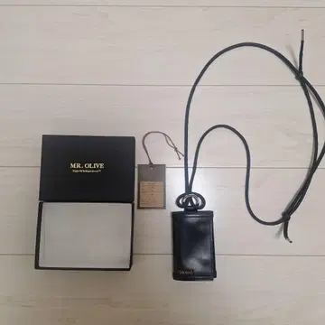 MR. OLIVE 가죽 컴팩트 지갑