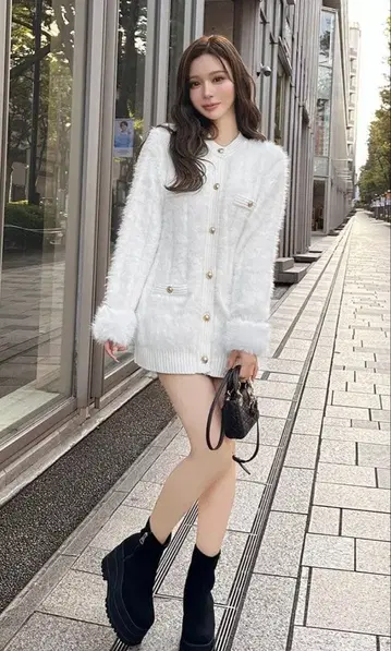 택 포함 새상품 샤기 니트 가디건