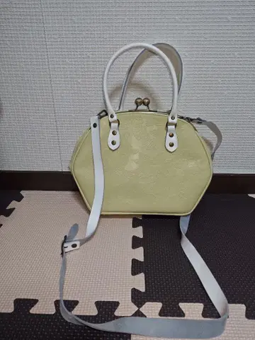 [1/4까지] 발두리 백 나비 엠보 옐로우 컬러