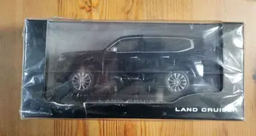 랜드크루저 300 1/30 미니카 202 블랙