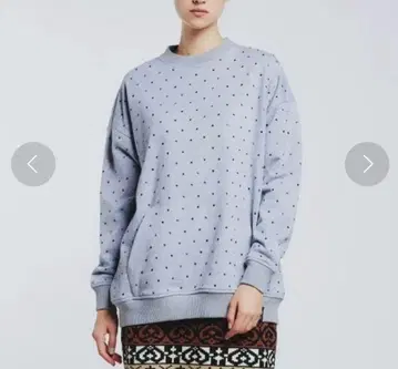 더블 스탠다드 클로징 큐빅 로고 풀오버