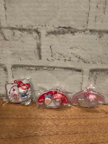 새상품 미개봉 산리오 패키지 참 키티 마이멜로디 시크릿