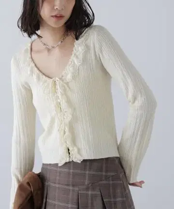 새상품 프리즈마트 미니부클레 프릴 가디건