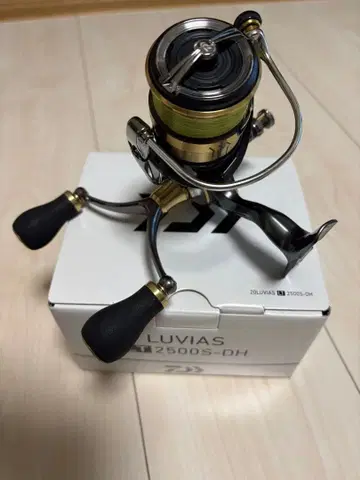 다이와 LUVIAS 2500S-DH 스피닝 릴