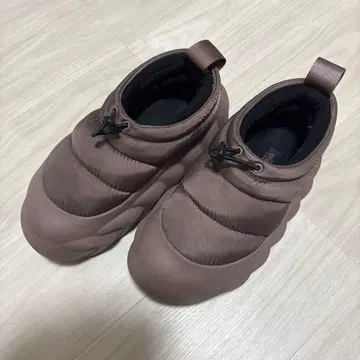 CROCS 오버 퍼프 쇼티 통굽 스니커즈 23cm