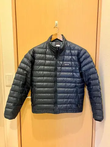 파타고니아 다운 자켓 네이비 patagonia M 사이즈 상당