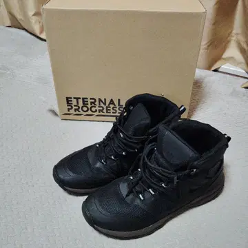 ETERNAL PROGRESS 등산화 블랙