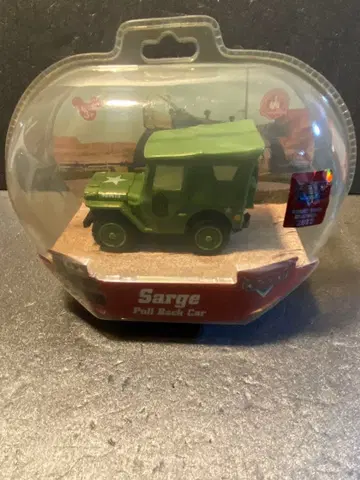 카즈 디즈니 스토어 서지