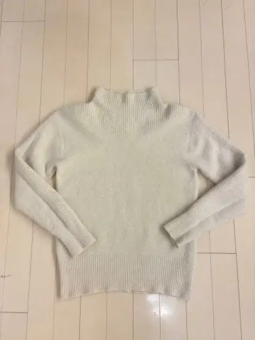 EMPORIO ARMANI 캐시미어 모크넥 니트 44