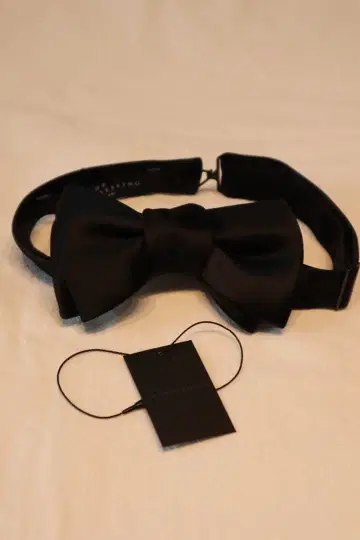 THE TREAT DRESSING 나비 넥타이 블랙