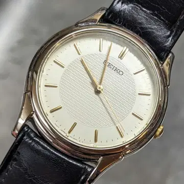 SEIKO 드레스 워치 V701-1920 거의 미사용