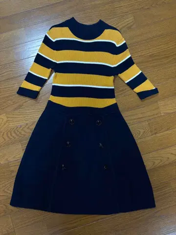 BLUE LABEL 스트라이프 니트 원피스