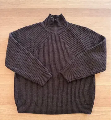BATONER SIGNATURE TURTLENECK size3