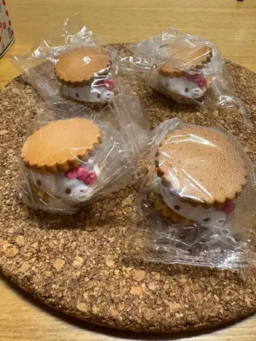 헬로키티 스모어샌드 가챠 4개 세트