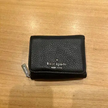 케이트 스페이드 3단 폴더형 지갑 블랙