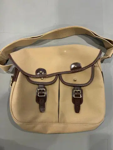 brady 브래디 숄더백