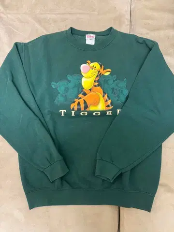 Disney Store Tigger 프린트 맨투맨 L 사이즈