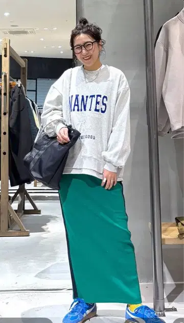 niko and be with M 입체 로고 풀오버