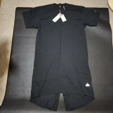 adidas AEROREADY 반팔 티셔츠 S 블랙