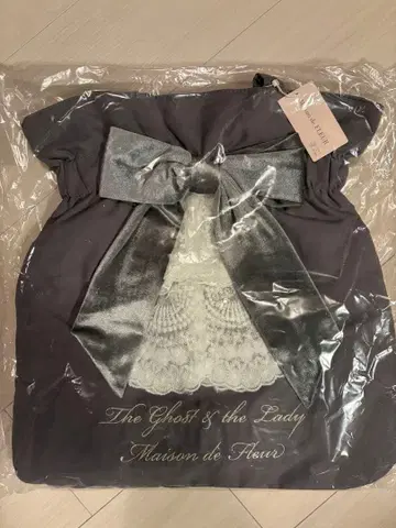 고스트 & 레이디 Maison de FLEUR 콜라보 토트백 그레이