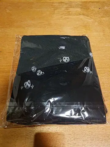 그라니프 죠죠 콜라보 트레이닝복 XL