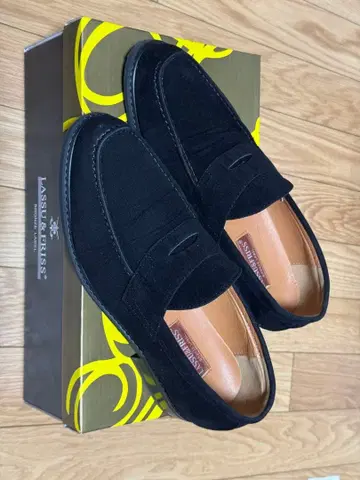 LASSU & FRISS 블랙 로퍼 43