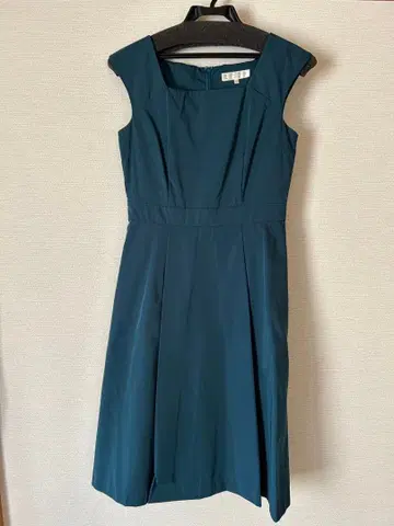 쿠미쿄쿠 슬리브리스 무릎 기장 원피스/파티 드레스