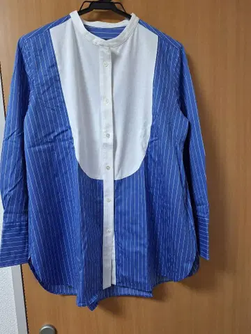 자유구 스트라이프 긴팔 셔츠