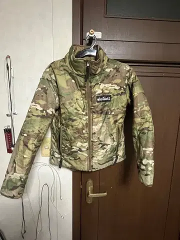 와일드 띵스 프리마로프트 자켓 XS 멀티캠