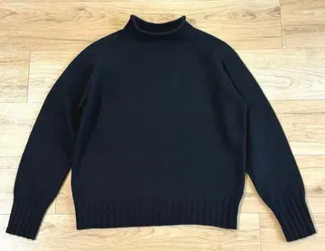 MARGARET HOWELL 하이넥 울 니트 사이즈 2 블랙